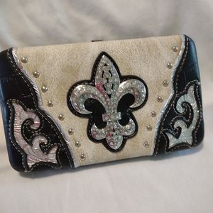 Beautiful wallet.